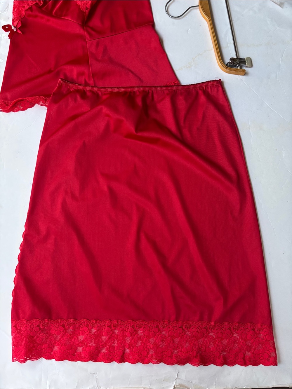 True Vintage 70’s Red Satin Lace Camisole Skirt Slip Set Matching Coordinating S - Picture 16 of 17